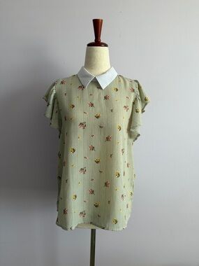 Women’s Floral Collared Flutter Sleeve Blouse - Sage Green
